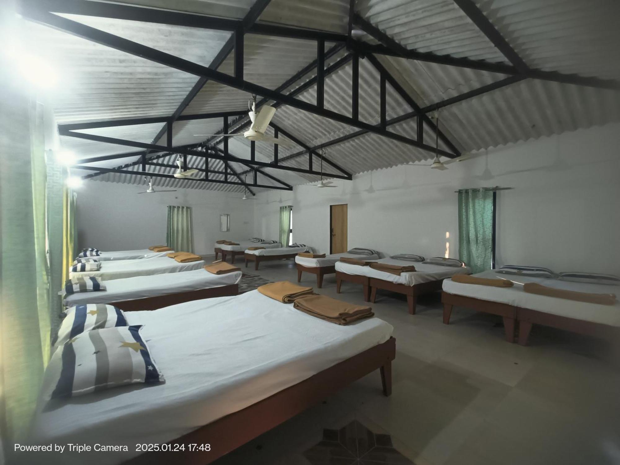 Gir County Resort Гирский лес Номер фото