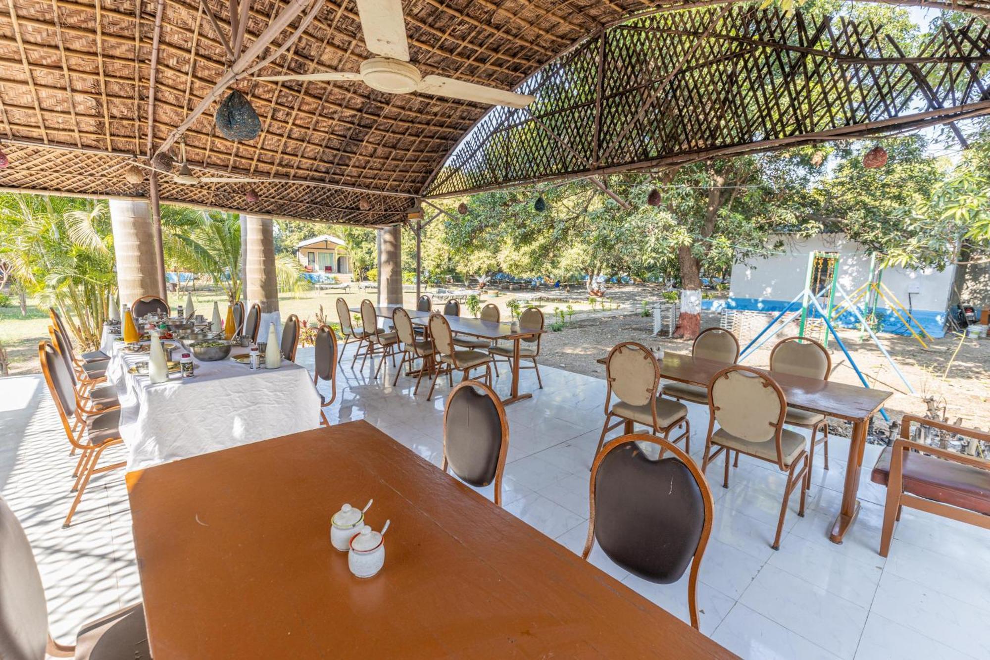 Gir County Resort Гирский лес Экстерьер фото